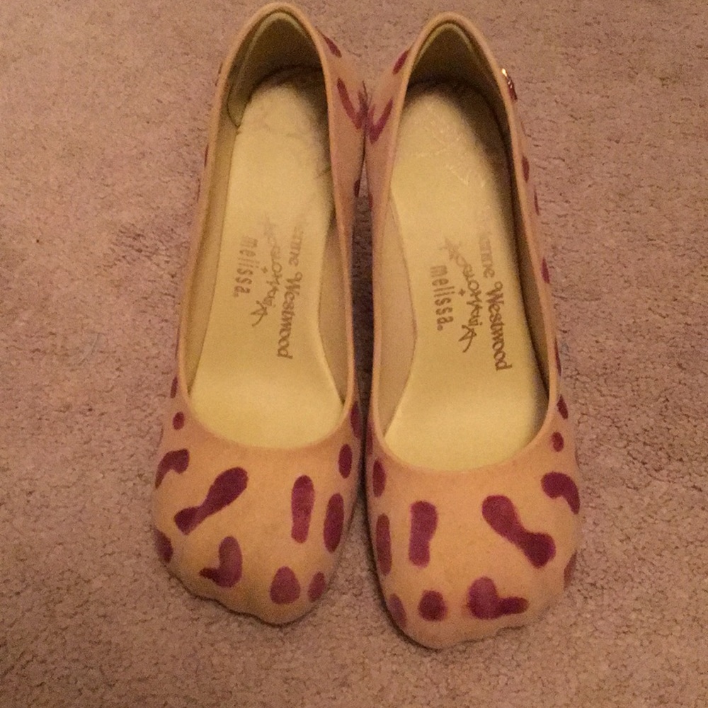 Vivienne Westwood + Melissa animal toe.